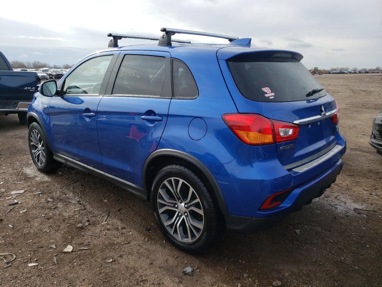 Photo 3 from auction – 2018 MITSUBISHI OUTLANDER with VIN JA4AR3AW3JZ004226