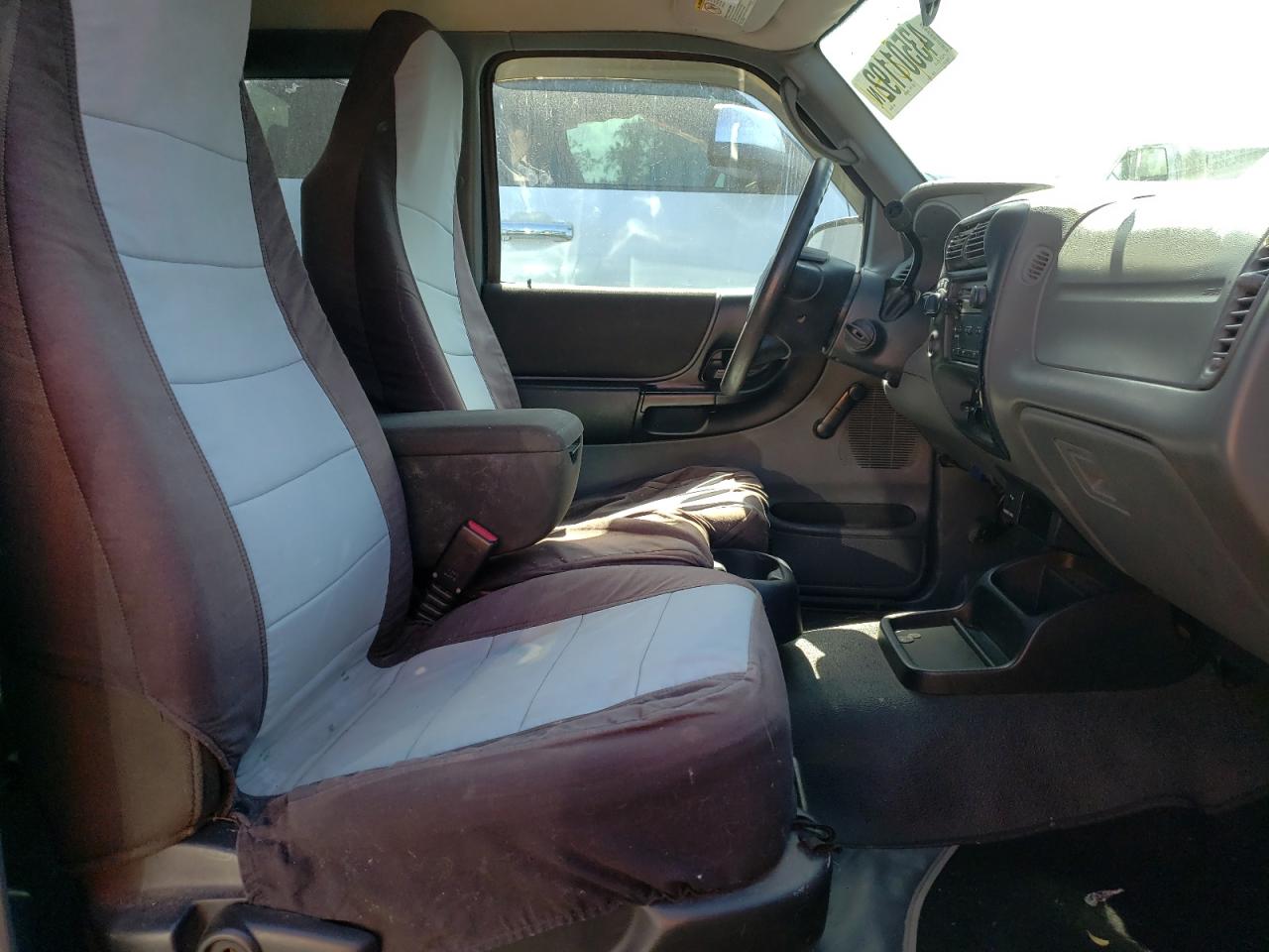 Photo 5 from auction – 2004 FORD RANGER SUP with VIN 1FTZR15E04PB34463