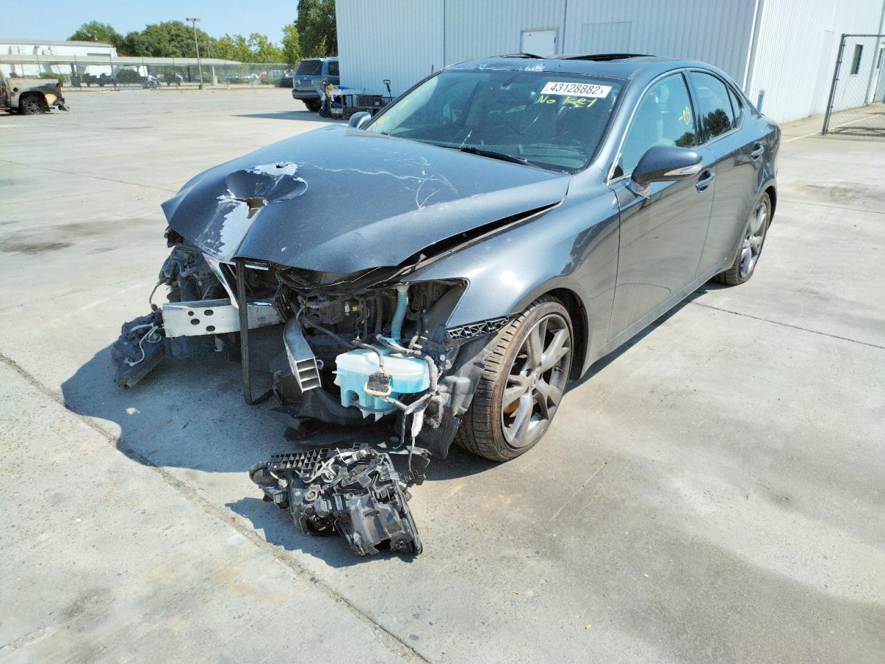 Photo 2 from auction – 2009 LEXUS IS 250 with VIN JTHBK262895093663