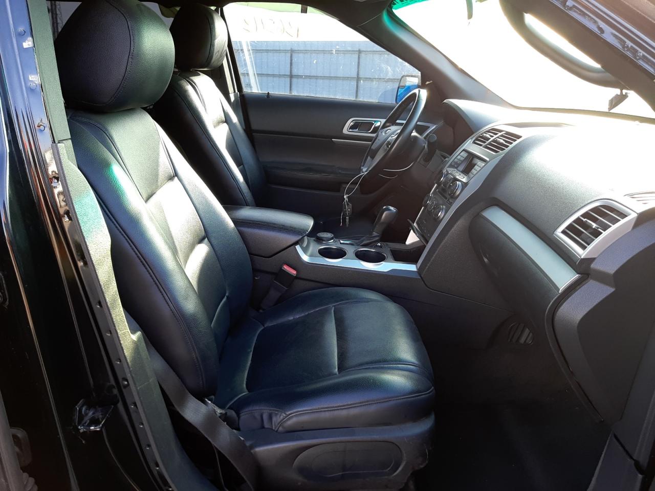 Photo 5 from auction – 2012 FORD EXPLORER X with VIN 1FMHK8D83CGA61135