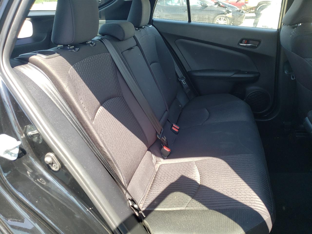 Photo 6 from auction – 2017 TOYOTA PRIUS with VIN JTDKBRFU7H3057386
