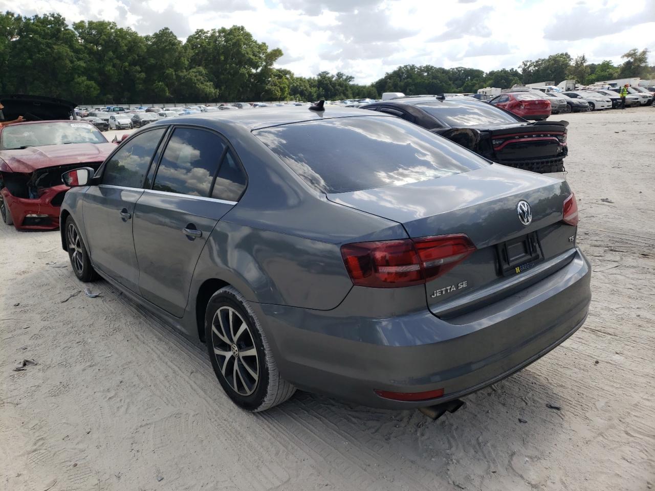 Photo 3 from auction – 2017 VOLKSWAGEN JETTA SE with VIN 3VWDB7AJ1HM377003