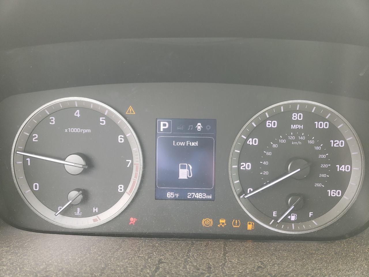 Photo 8 from auction – 2015 HYUNDAI SONATA SE with VIN 5NPE24AF6FH090549