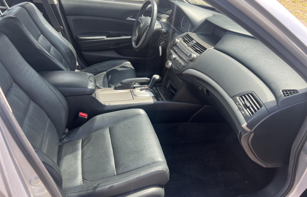 Photo 5 from auction – 2011 HONDA ACCORD SE with VIN 1HGCP2F69BA109829