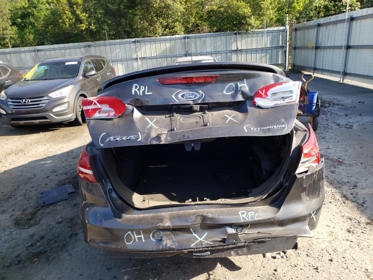 Photo 9 from auction – 2017 FORD FOCUS TITA with VIN 1FADP3J22HL208122