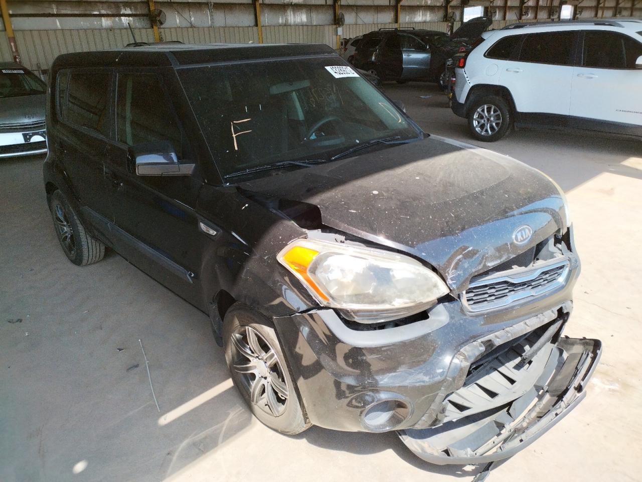 KIA SOUL 2012 with VIN KNDJT2A50C7481137 - Photo from auction