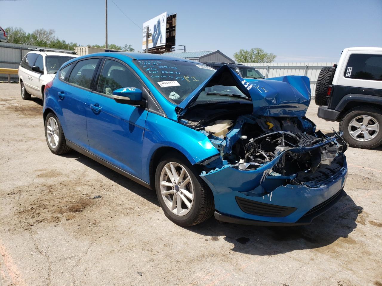 FORD FOCUS SE 2015 with VIN 1FADP3K26FL385168 - Photo from auction