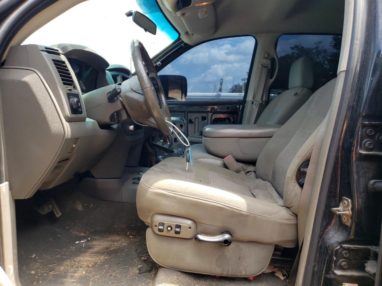Photo 5 from auction – 2007 DODGE RAM 2500 S with VIN 1D7KS28C87J525170