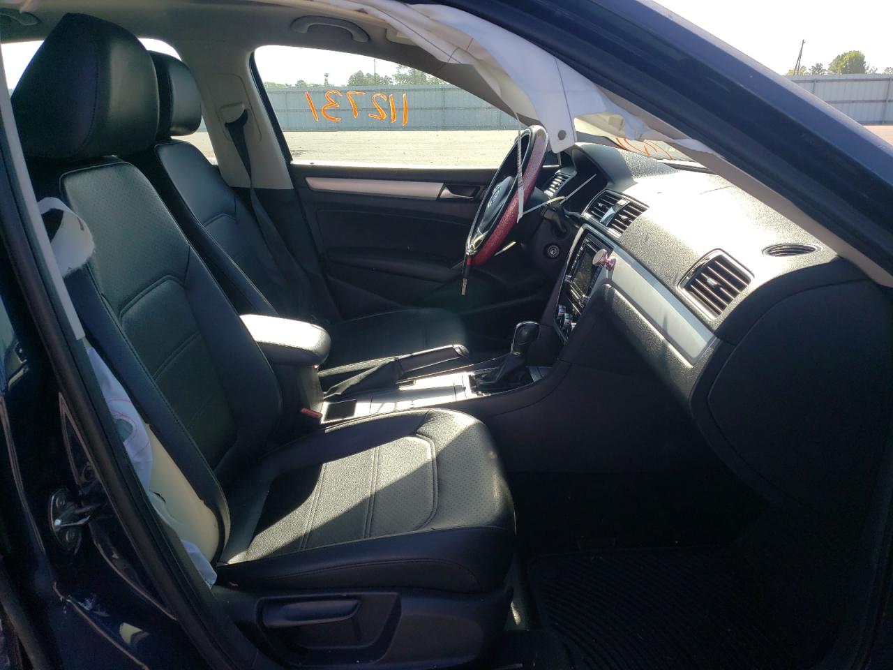 Photo 19 from auction – 2012 VOLKSWAGEN PASSAT SE with VIN 1VWBP7A35CC090106