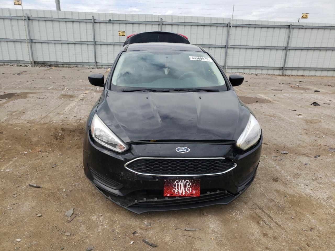 Photo 9 from auction – 2018 FORD FOCUS S with VIN 1FADP3E23JL243803