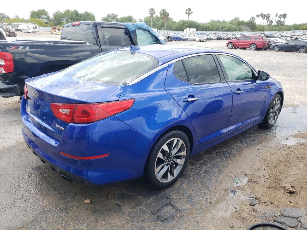 Photo 4 from auction – 2015 KIA OPTIMA SX with VIN 5XXGR4A79FG406812