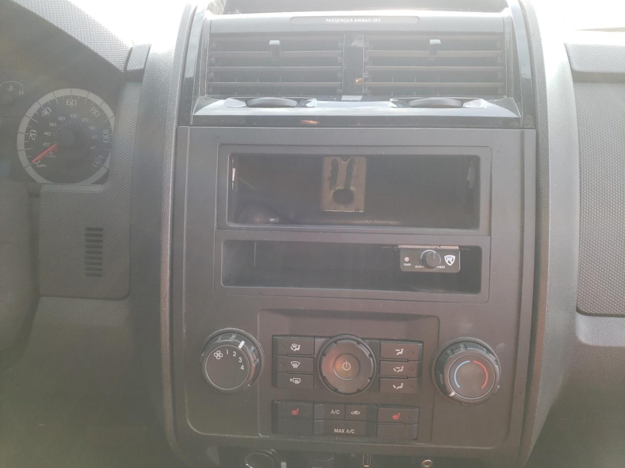 Photo 9 from auction – 2012 FORD ESCAPE LIM with VIN 1FMCU0EG1CKB12110