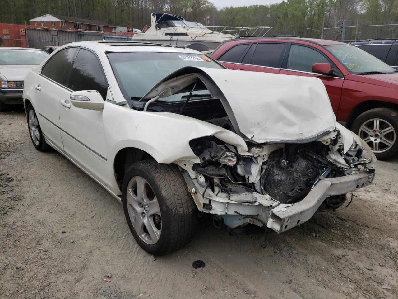 ACURA RL 2005 with VIN JH4KB16595C020781 - Photo from auction