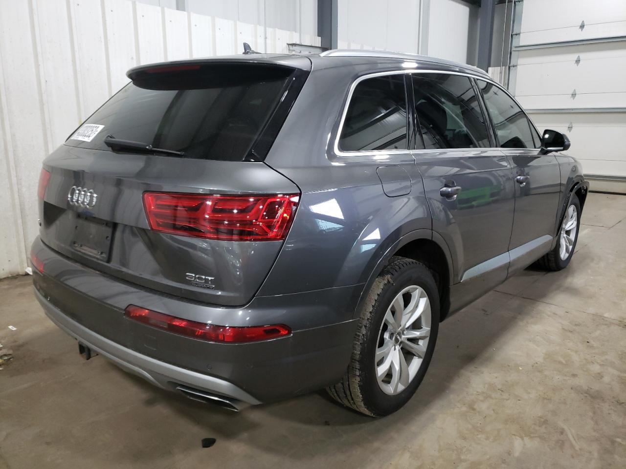 Photo 4 from auction – 2018 AUDI Q7 PREMIUM with VIN WA1LAAF70JD044458