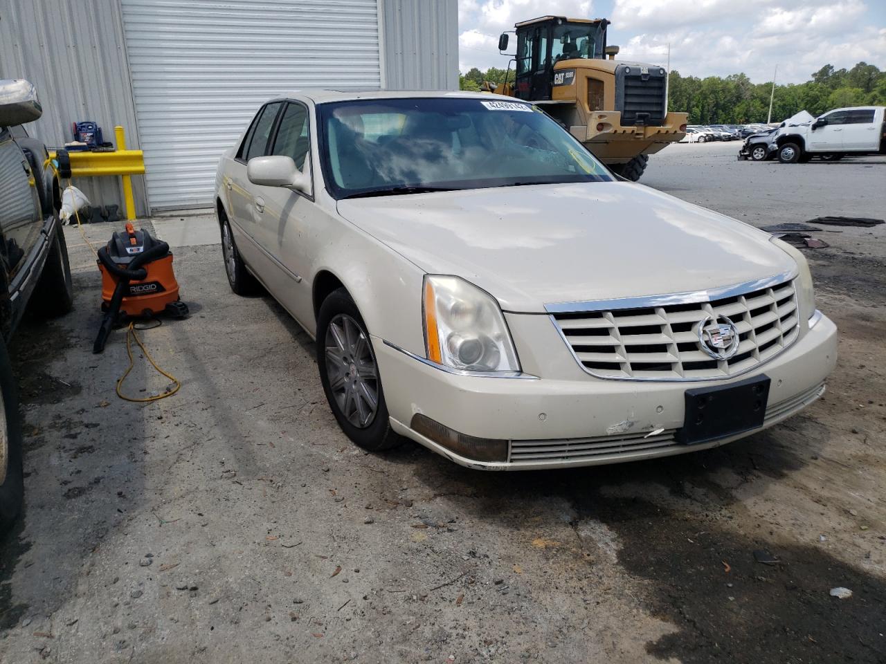 Zdjęcie 1 z aukcji – 2011 CADILLAC DTS PREMIU z VIN 1G6KH5E61BU125633