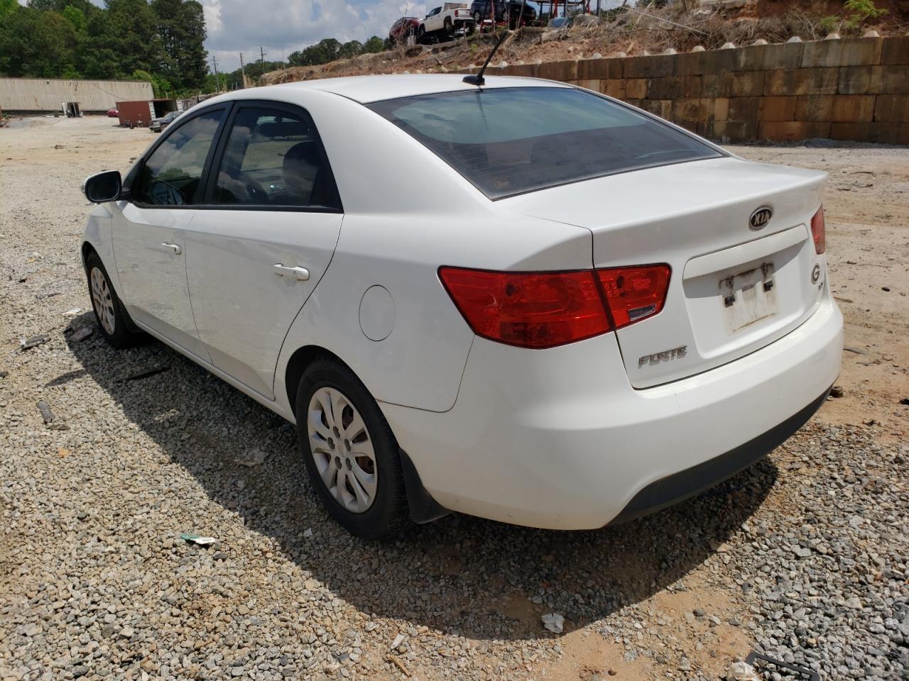 Photo 3 from auction – 2010 KIA FORTE with VIN KNAFU4A29A5843265
