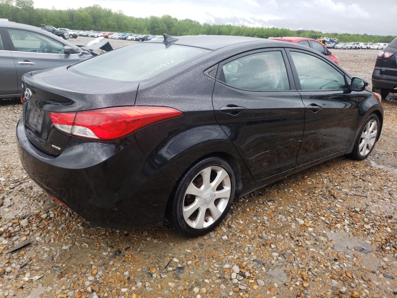 Photo 4 from auction – 2011 HYUNDAI ELANTRA GL with VIN KMHDH4AE1BU086552