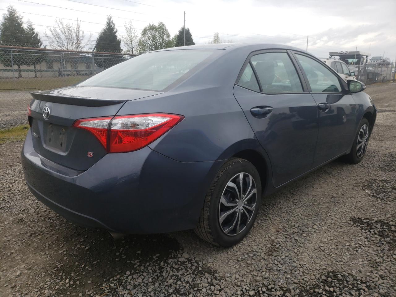 Photo 4 from auction – 2014 TOYOTA COROLLA L with VIN 5YFBURHE5EP106703