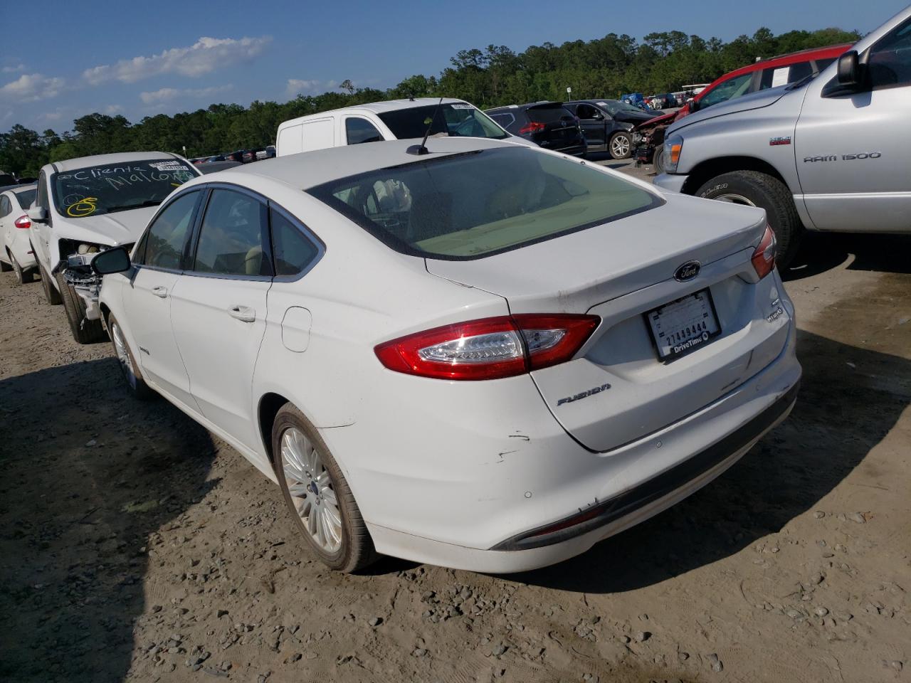 Photo 3 from auction – 2016 FORD FUSION SE with VIN 3FA6P0LU4GR261068