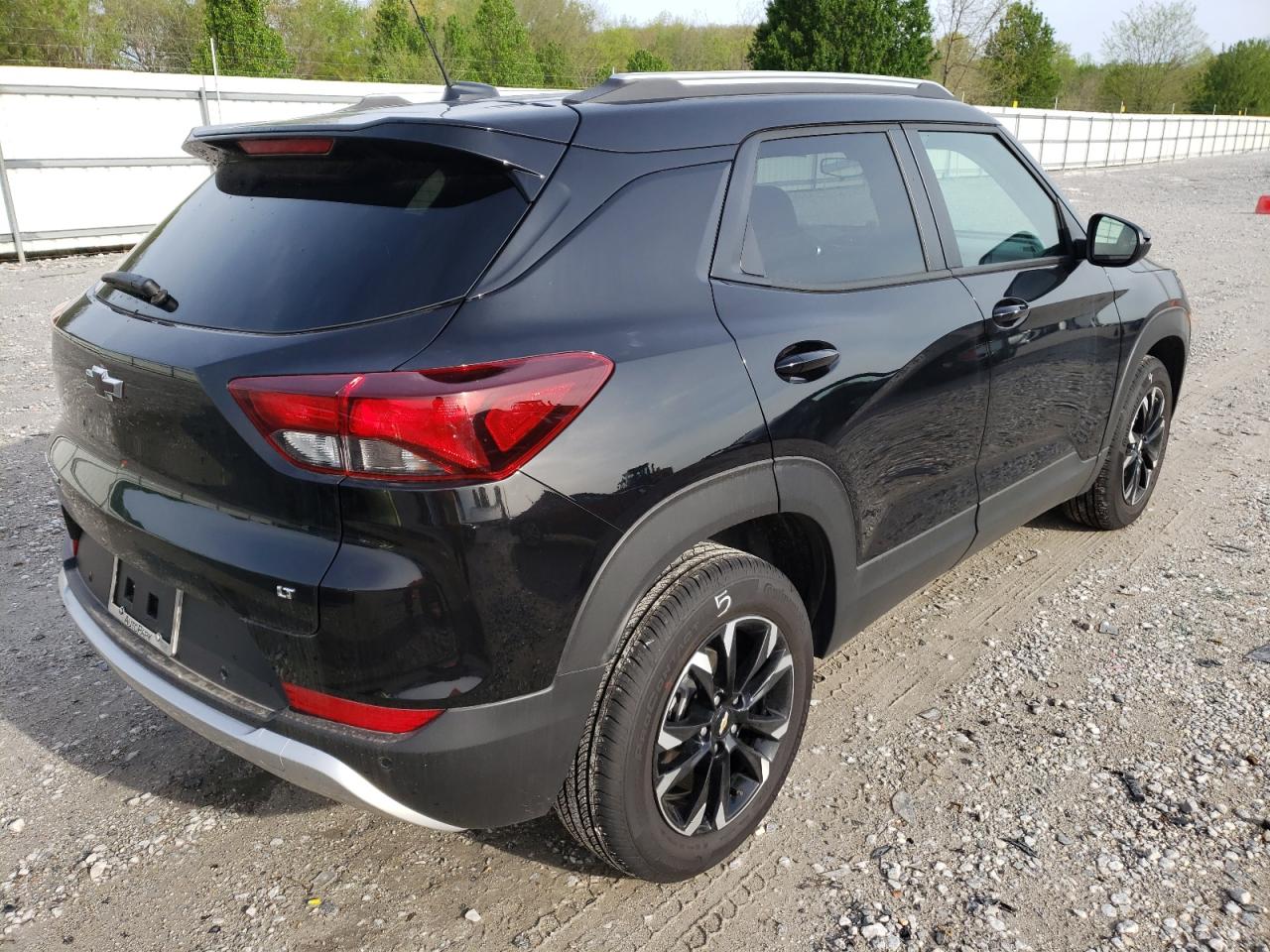 Photo 4 from auction – 2022 CHEVROLET TRAILBLAZE with VIN KL79MPSL8NB067045