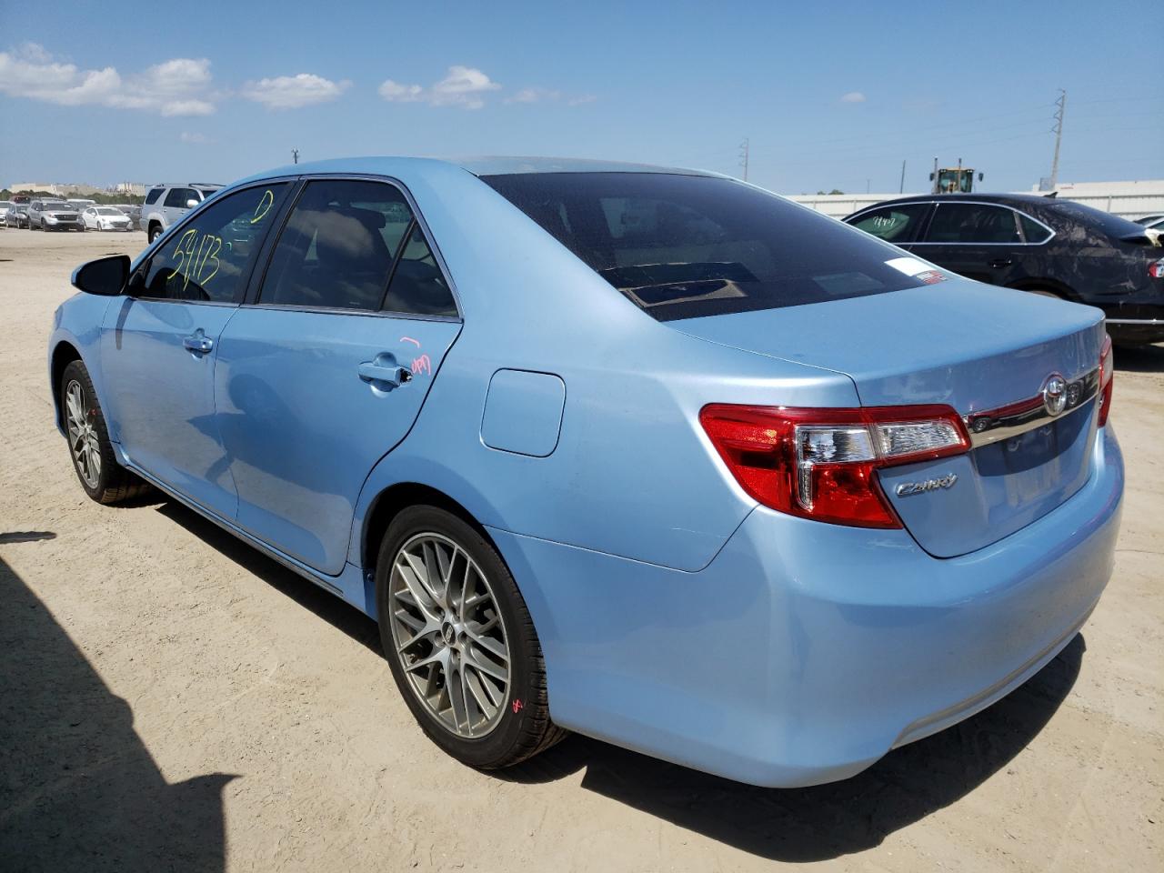 Photo 3 from auction – 2014 TOYOTA CAMRY L with VIN 4T1BF1FK3EU726601
