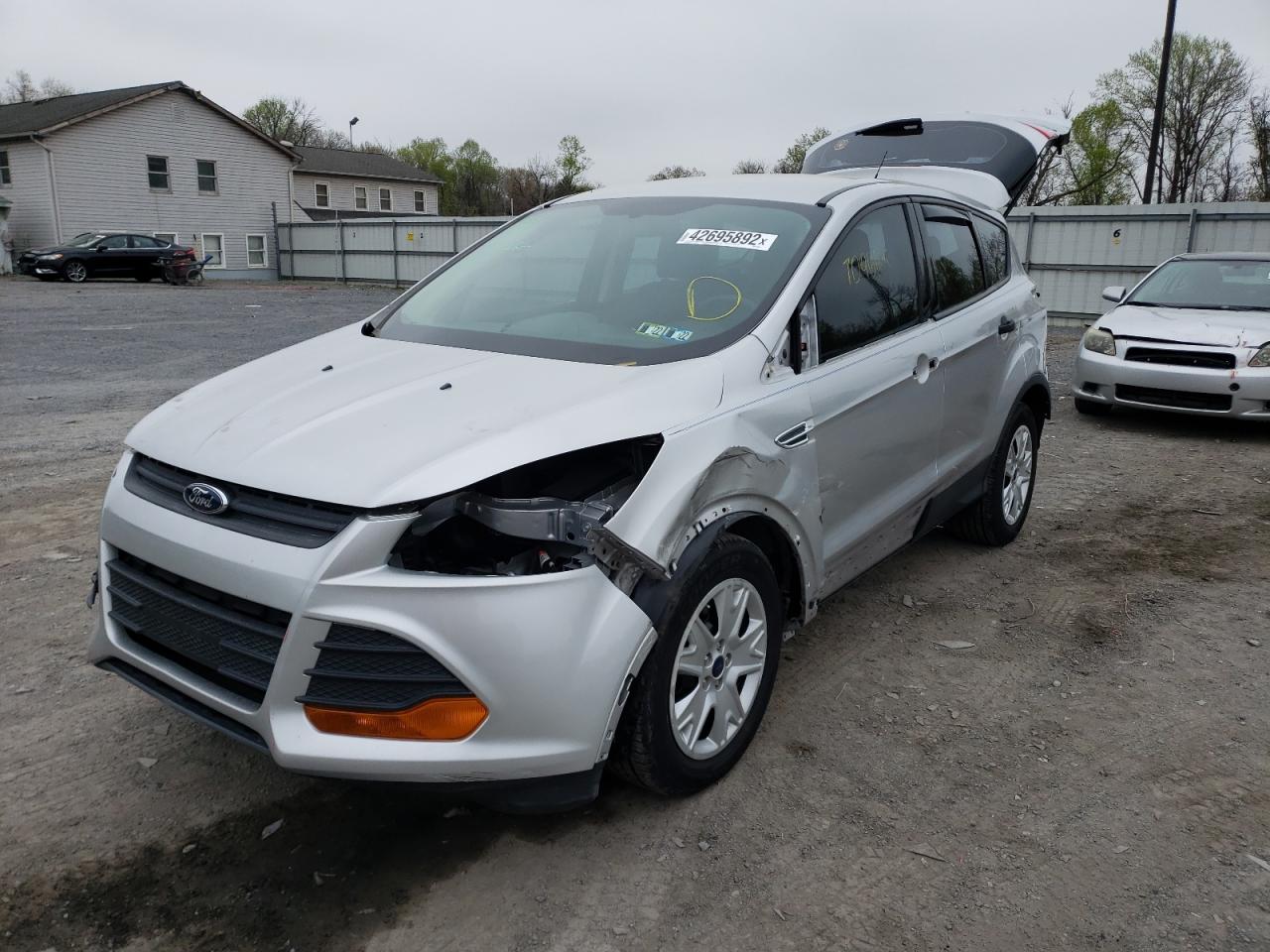 Photo 2 from auction – 2014 FORD ESCAPE S with VIN 1FMCU0F79EUD35503