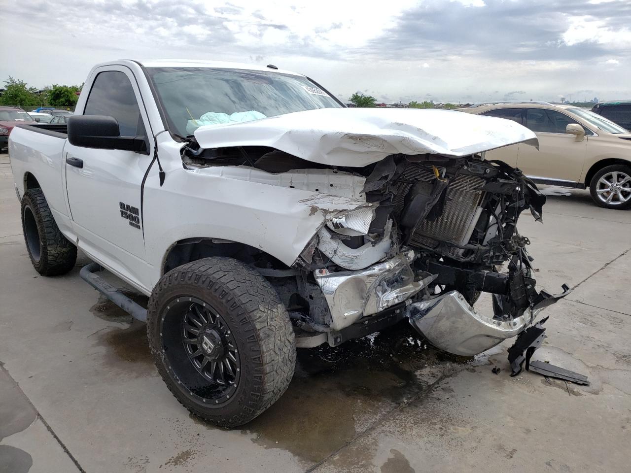 RAM 1500 CLASS 2019 with VIN 3C6JR6AG8KG503080 - Photo from auction