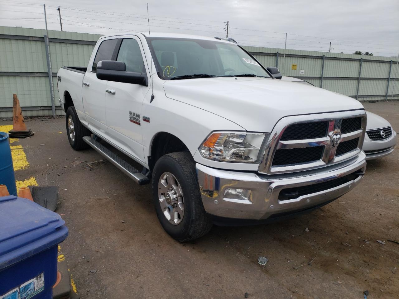 RAM 2500 SLT 2017 with VIN 3C6TR5DT3HG583943 - Photo from auction