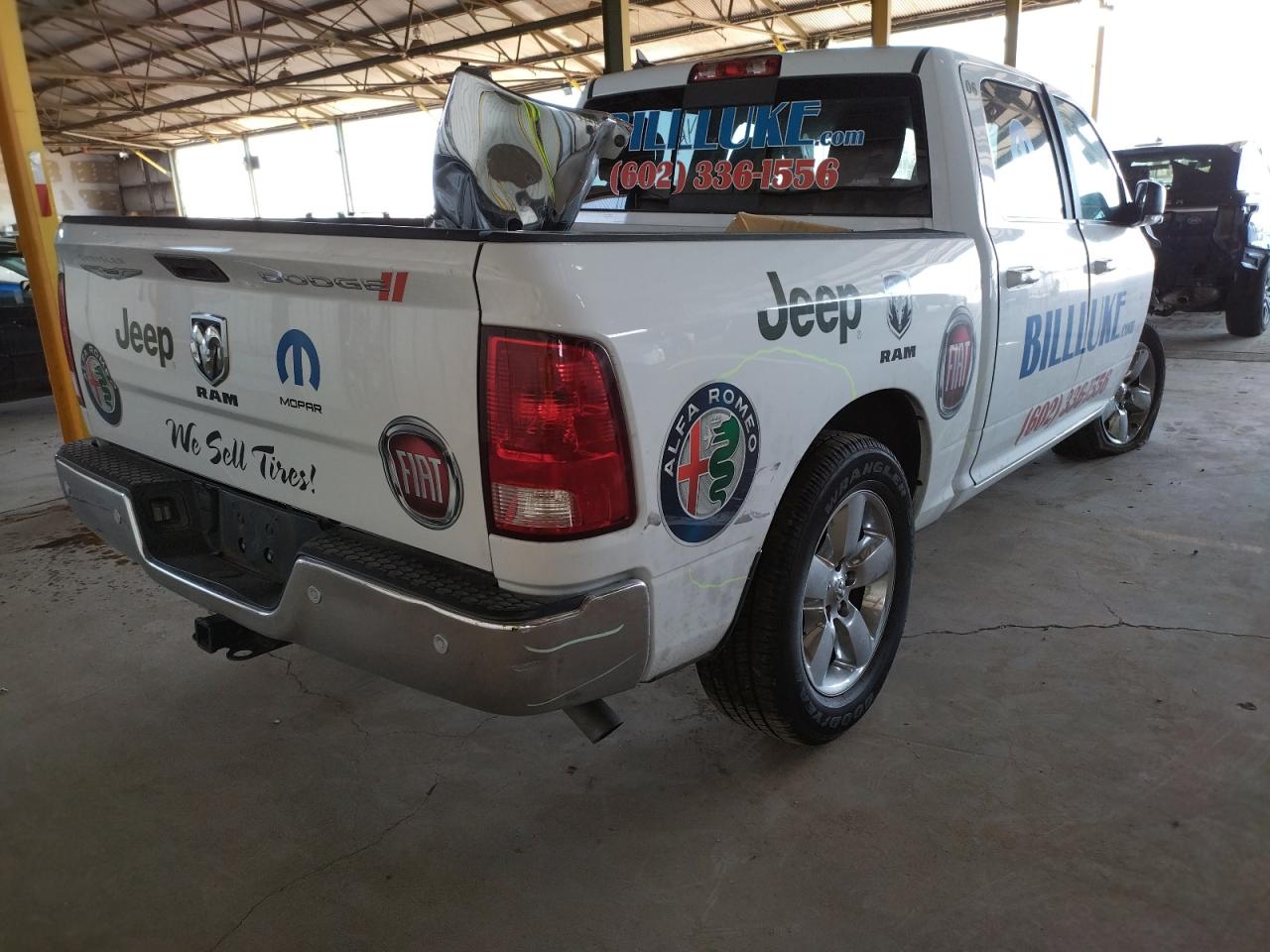 Photo 4 from auction – 2018 RAM 1500 SLT with VIN 1C6RR6LG3JS336845