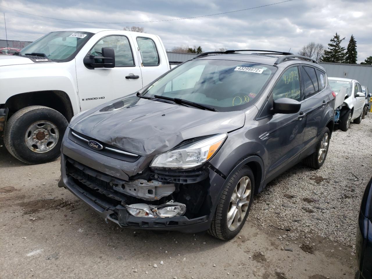 Photo 2 from auction – 2013 FORD ESCAPE SE with VIN 1FMCU9GX4DUA58616