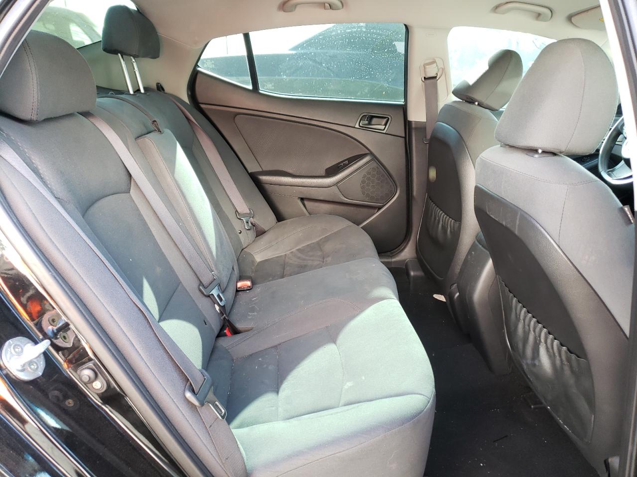 Photo 6 from auction – 2015 KIA OPTIMA LX with VIN KNAGM4A70F5664782