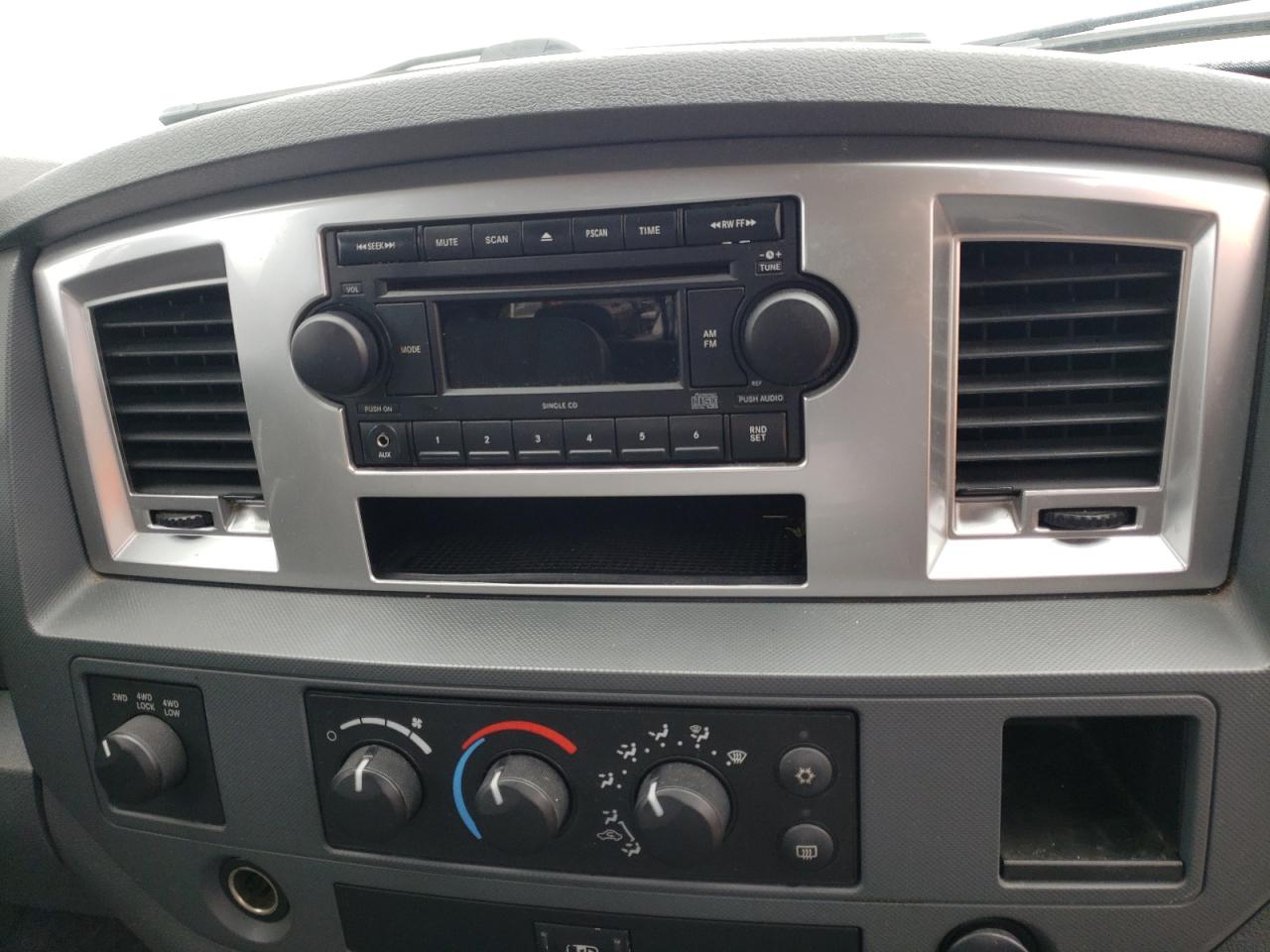 Photo 9 from auction – 2008 DODGE RAM 1500 S with VIN 1D7HU18NX8S576004