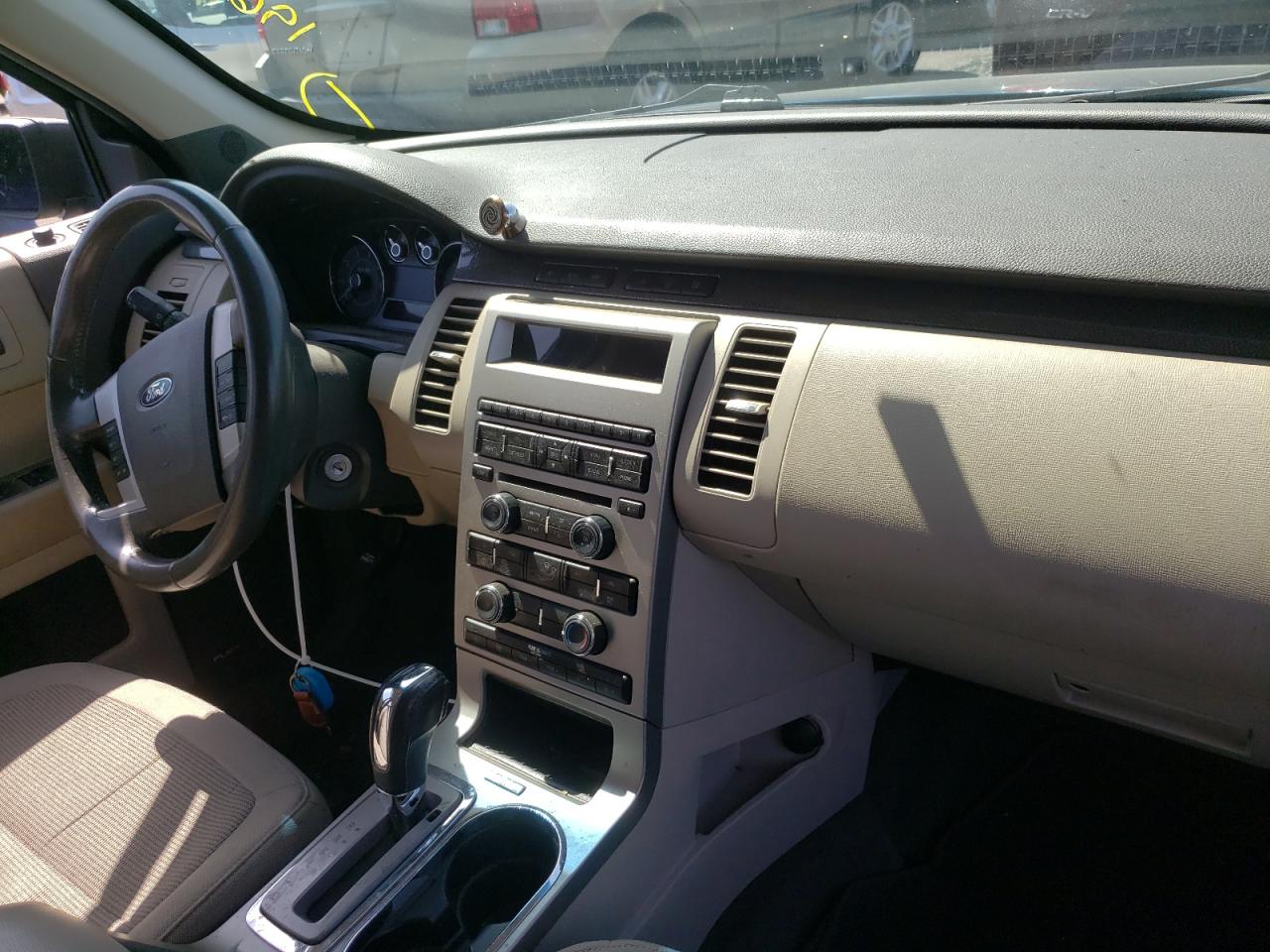 Photo 9 from auction – 2011 FORD FLEX SE with VIN 2FMGK5BC2BBD08636