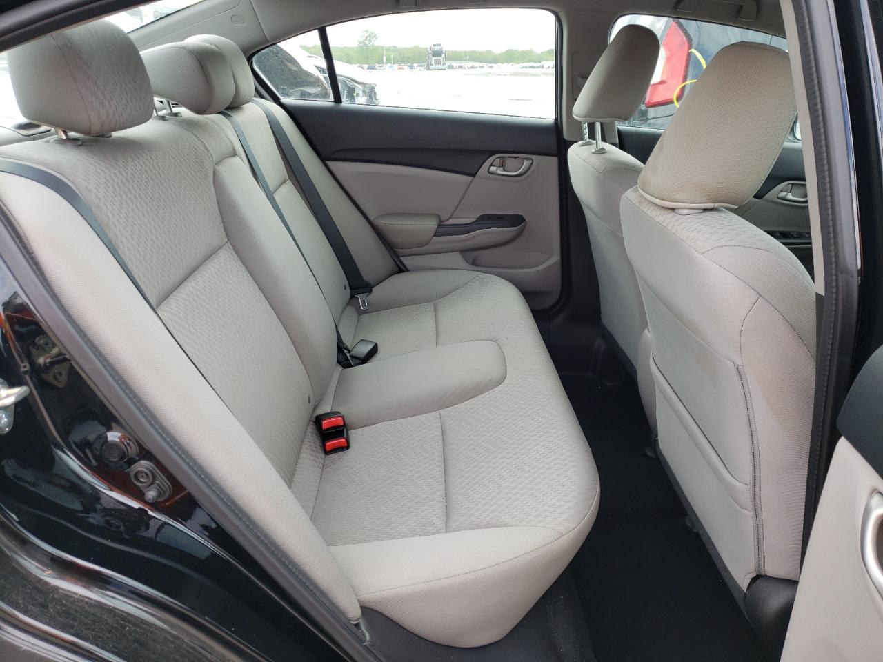 Photo 6 from auction – 2014 HONDA CIVIC LX with VIN 19XFB2F50EE044825