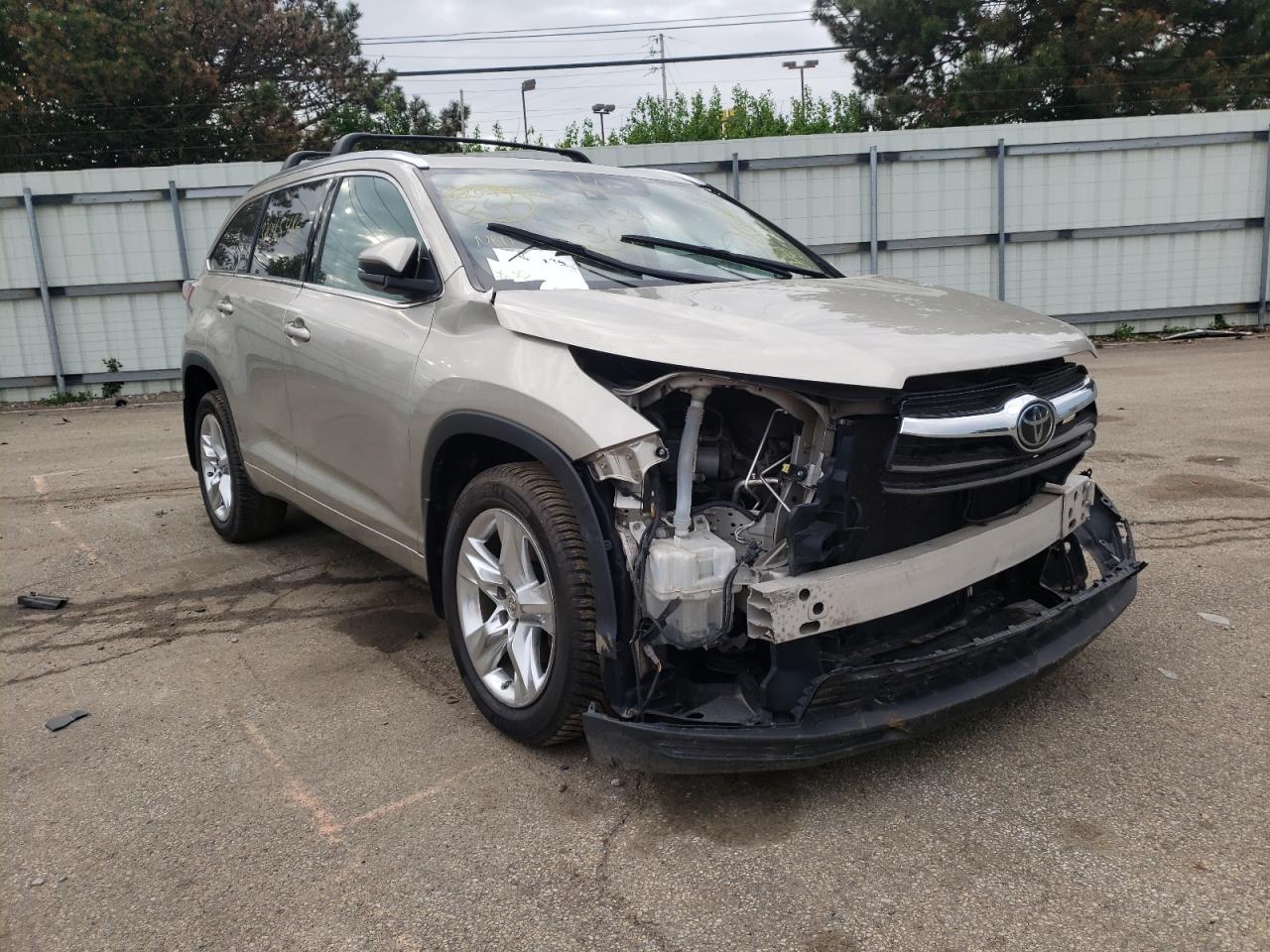 TOYOTA HIGHLANDER 2015 with VIN 5TDDKRFH5FS213531 - Photo from auction