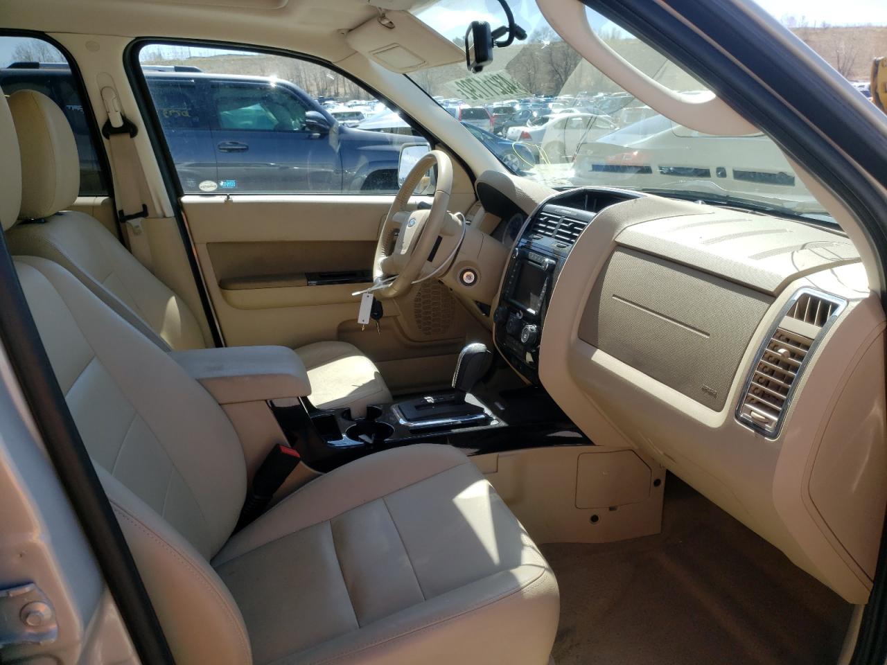 Photo 5 from auction – 2009 FORD ESCAPE LIM with VIN 1FMCU94G29KB79068