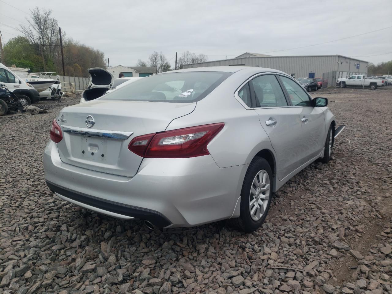 Photo 4 from auction – 2018 NISSAN ALTIMA 2.5 with VIN 1N4AL3AP1JC108013