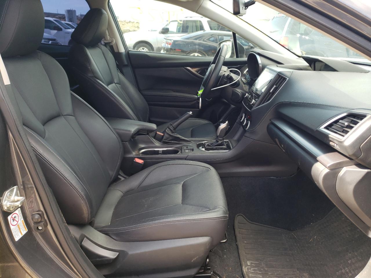 Photo 5 from auction – 2018 SUBARU IMPREZA LI with VIN 4S3GTAU61J3718439