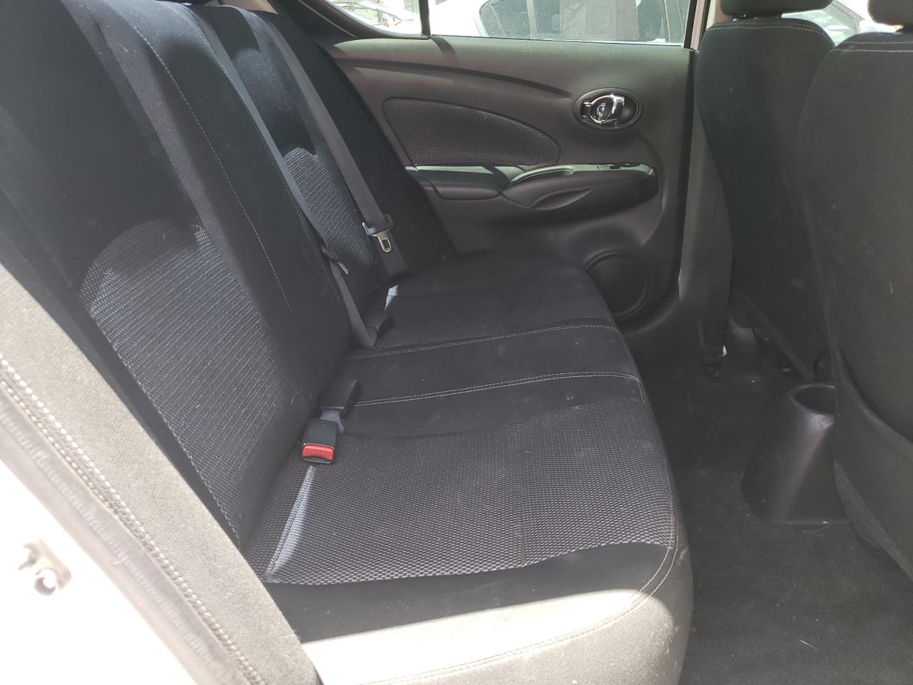 Photo 6 from auction – 2017 NISSAN VERSA S with VIN 3N1CN7AP4HL907760