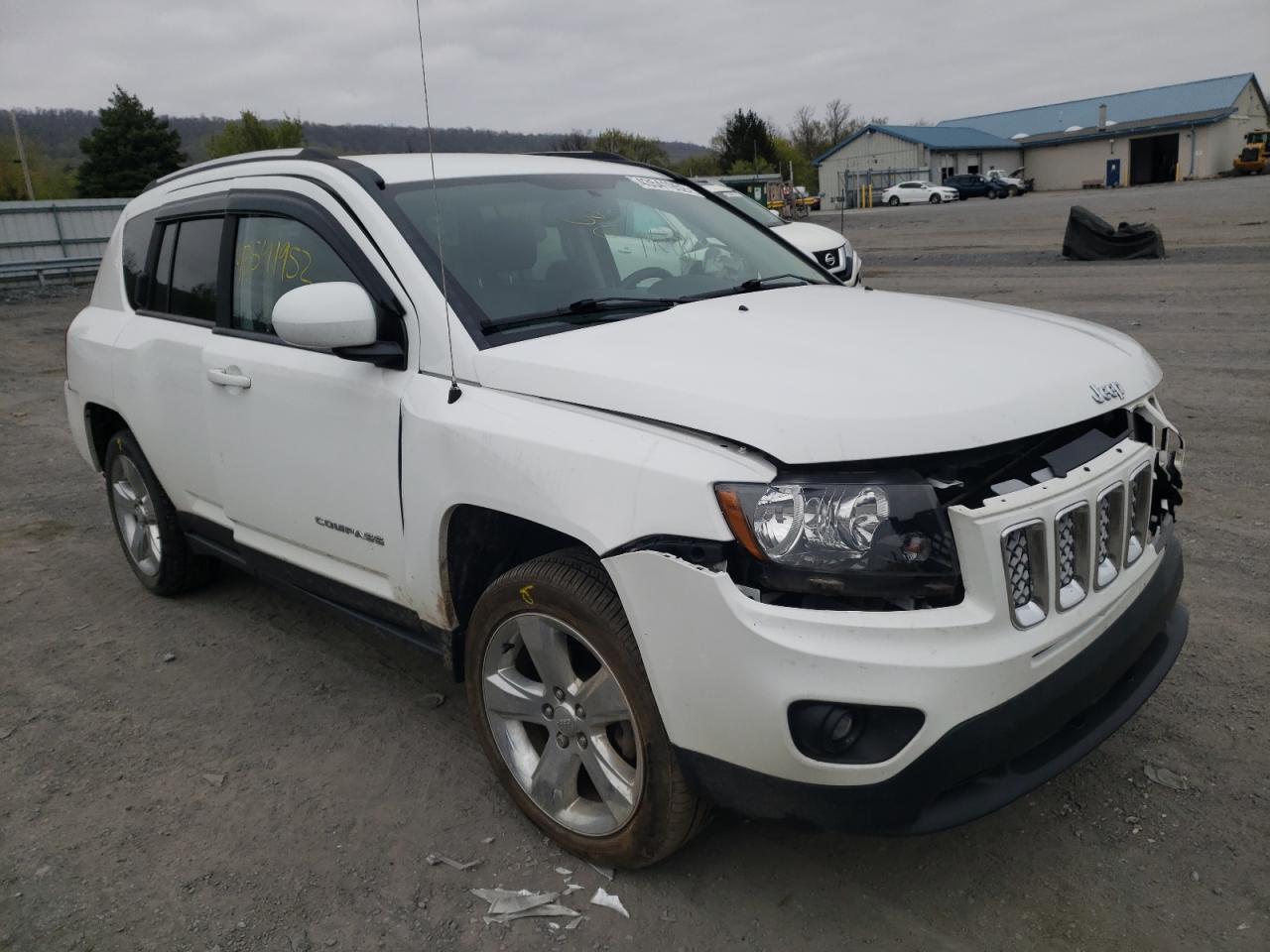 JEEP COMPASS LA 2014 with VIN 1C4NJDEB0ED694001 - Photo from auction