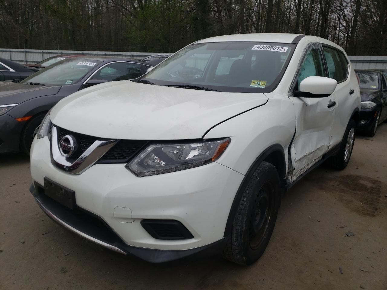 Photo 2 from auction – 2016 NISSAN ROGUE S with VIN KNMAT2MV8GP723920