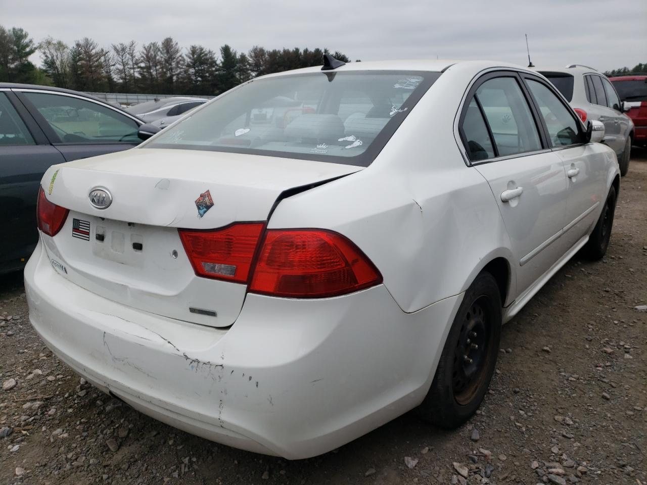 Photo 4 from auction – 2010 KIA OPTIMA LX with VIN KNAGG4A80A5400955