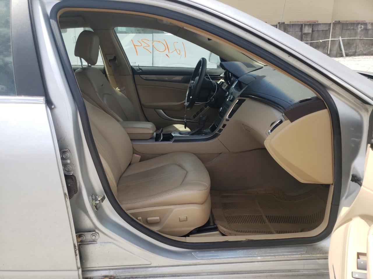 Photo 5 from auction – 2009 CADILLAC CTS with VIN 1G6DF577690172307