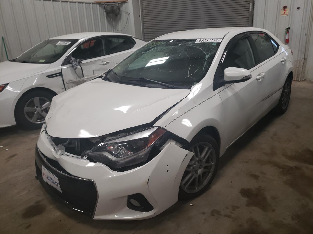 Photo 2 from auction – 2015 TOYOTA COROLLA L with VIN 5YFBURHE5FP334069