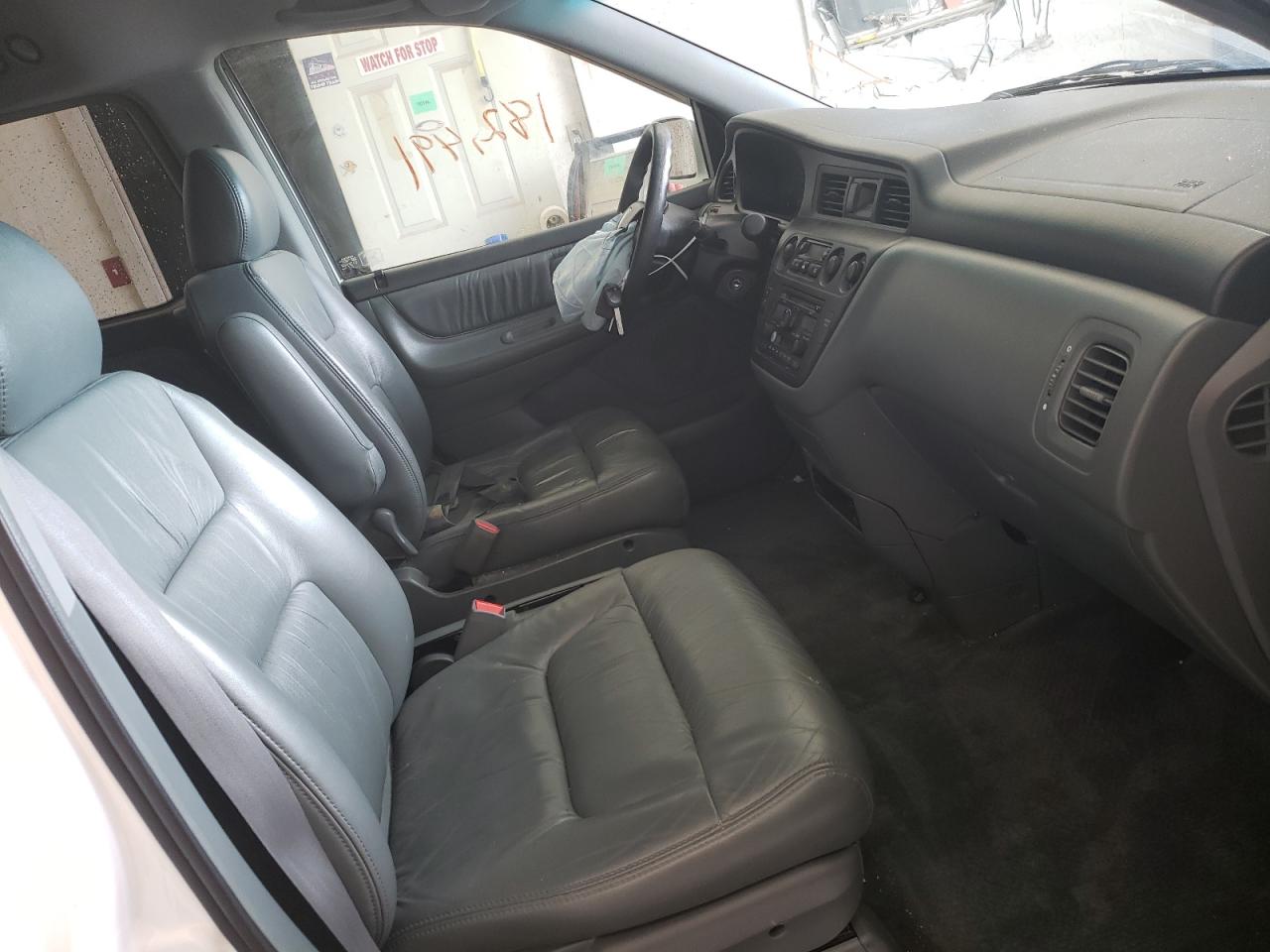 Photo 5 from auction – 2003 HONDA ODYSSEY EX with VIN 5FNRL18083B048263