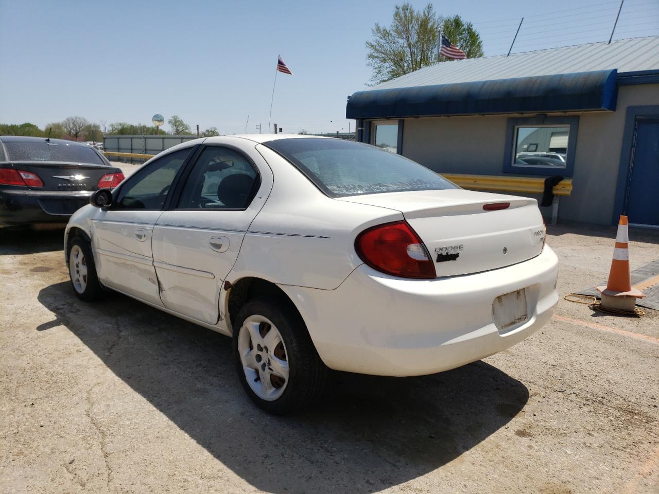Photo 3 from auction – 2002 DODGE NEON SE with VIN 1B3ES46C92D527735