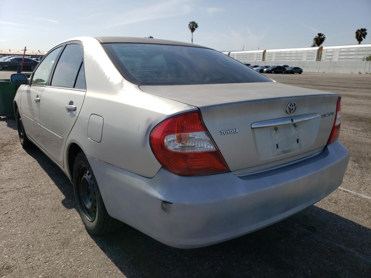 Photo 3 from auction – 2003 TOYOTA CAMRY LE with VIN 4T1BE32K93U715670
