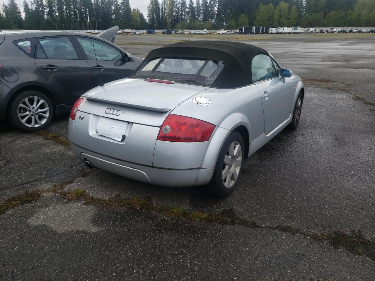 Photo 4 from auction – 2003 AUDI TT with VIN TRUTC28N631006843
