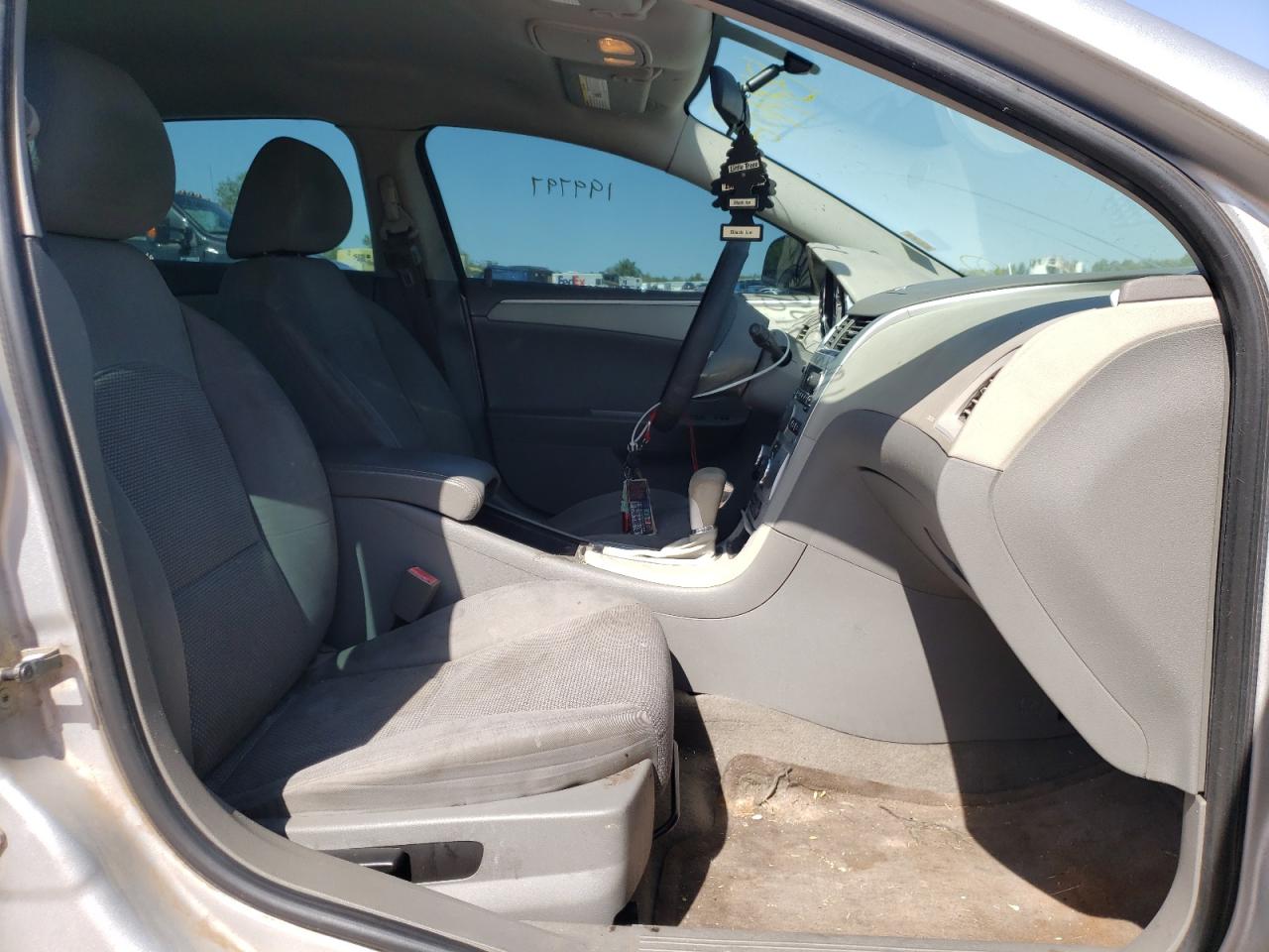 Photo 5 from auction – 2011 CHEVROLET MALIBU LS with VIN 1G1ZA5E13BF168999
