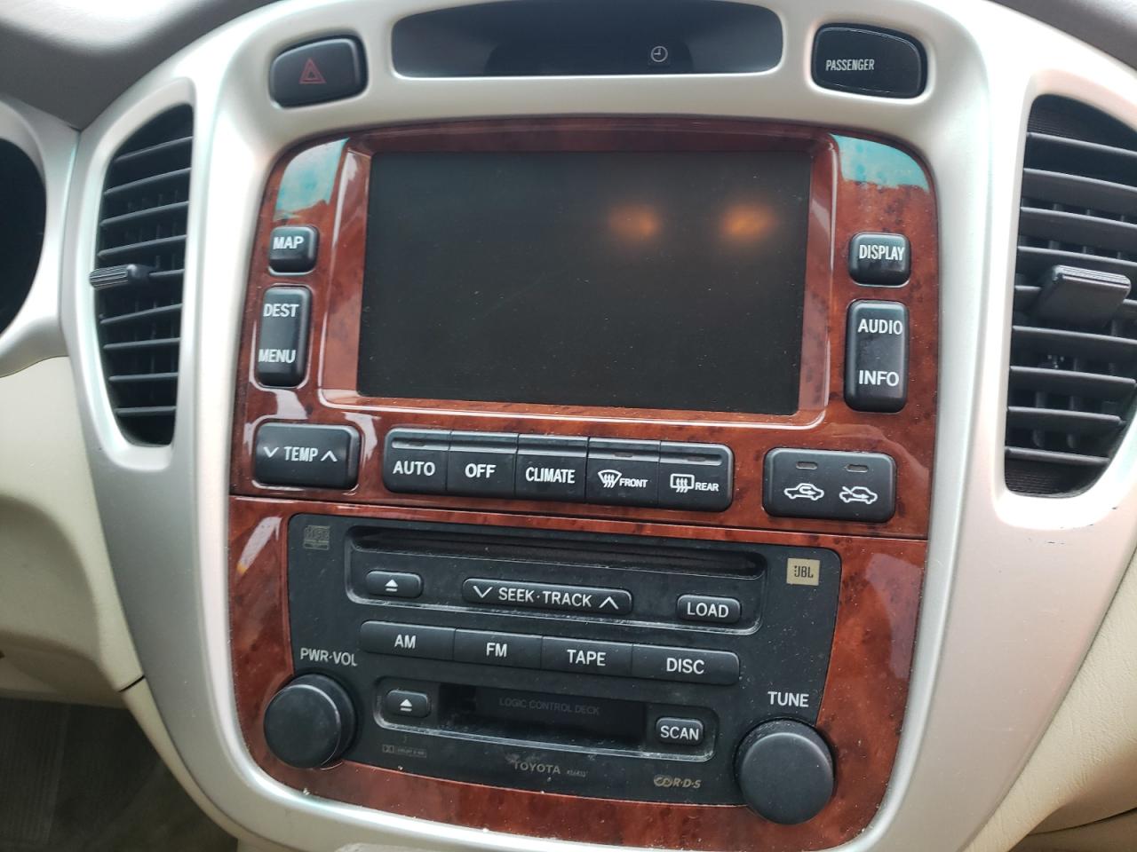 Photo 9 from auction – 2006 TOYOTA HIGHLANDER with VIN JTEEW21A260025512